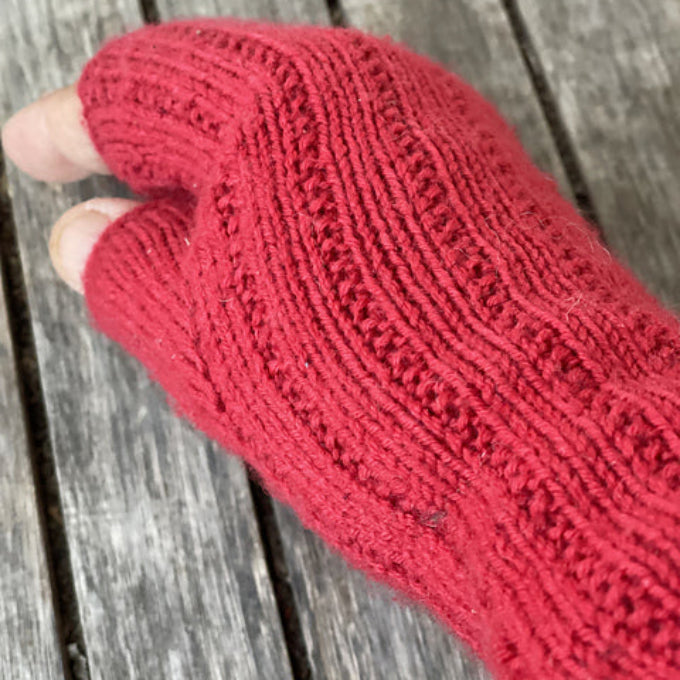 Clear.knits håndledsvarmere HolstKnit - Garnkit (uden opskrift) Mohair