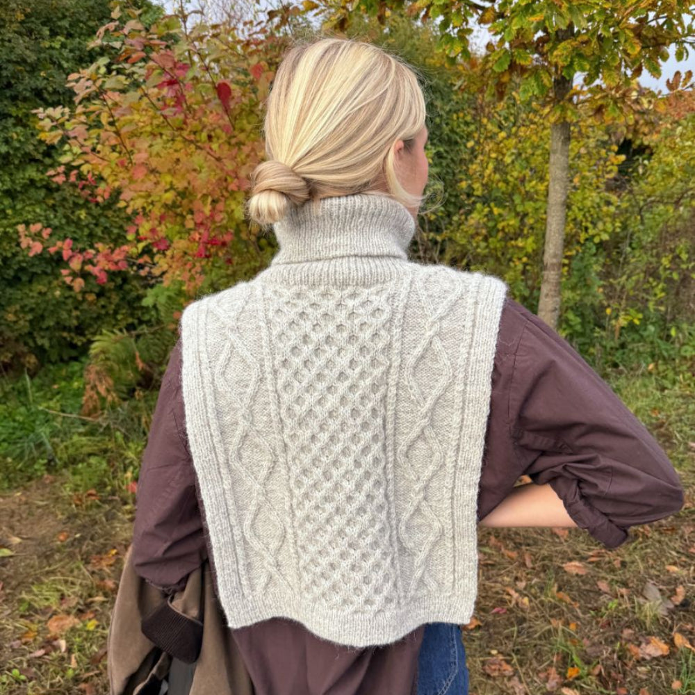 Dagmar Neck PetiteKnit - Strikkekit