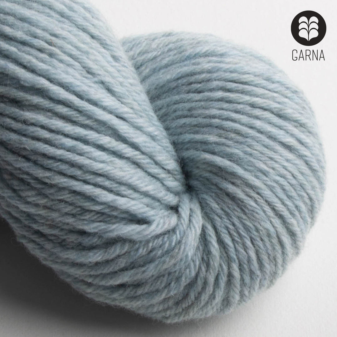 GARNA Nobilis 2 Superfin Lammeuld garn : 715 Sart blå