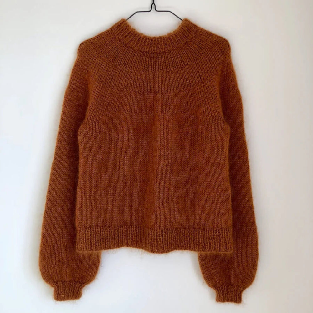 Novice Sweater PetiteKnit - Strikkekit Baby Suri Alpaka