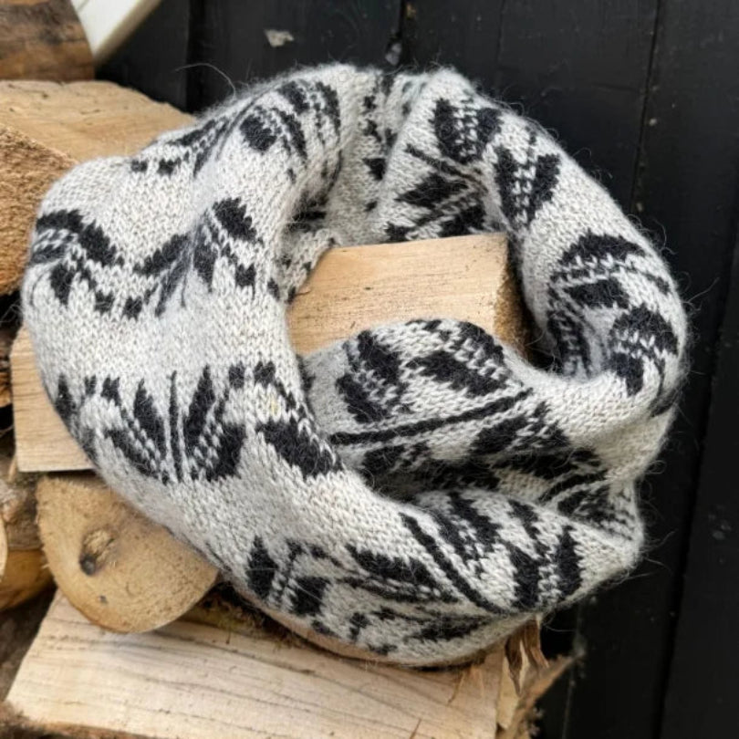 Pólstjarna Scarf Hanne Rimmen - Garnkit (uden opskrift)