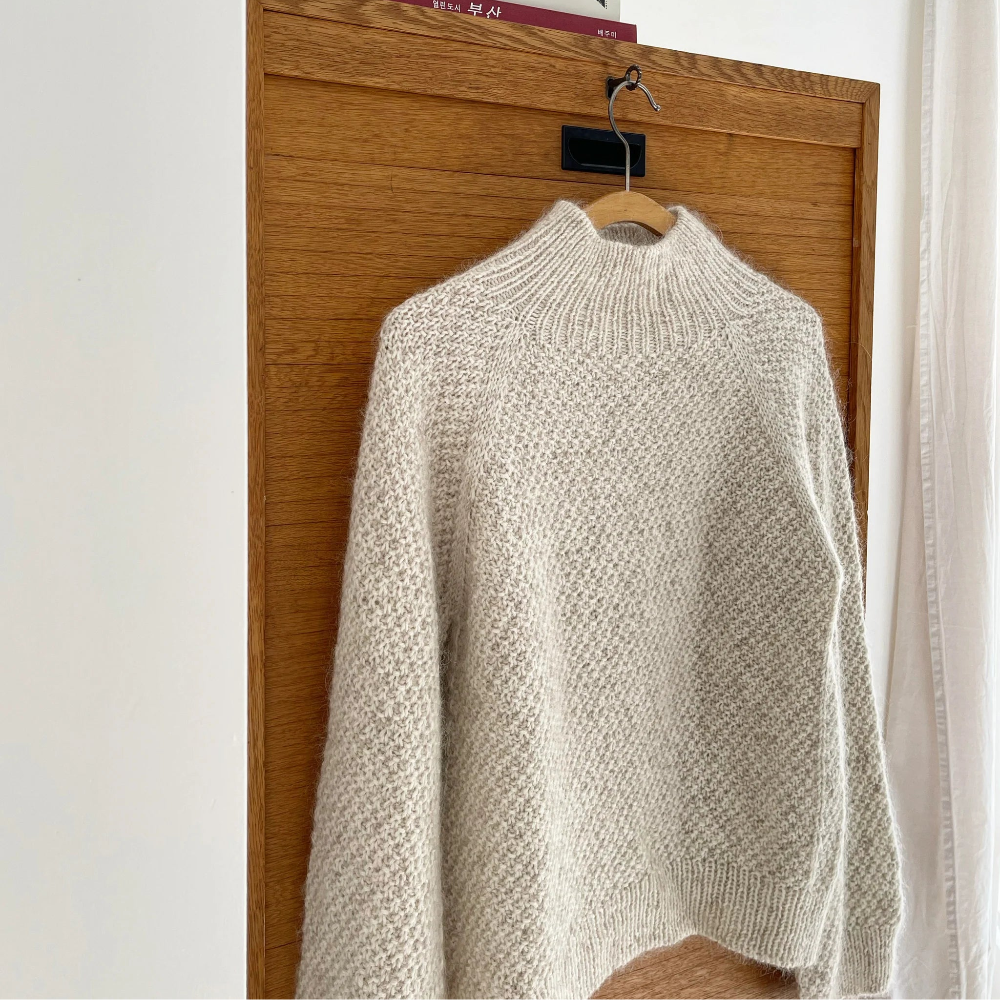 Ppoppo Sweater AEGYOKNIT - Garnkit (uden opskrift)