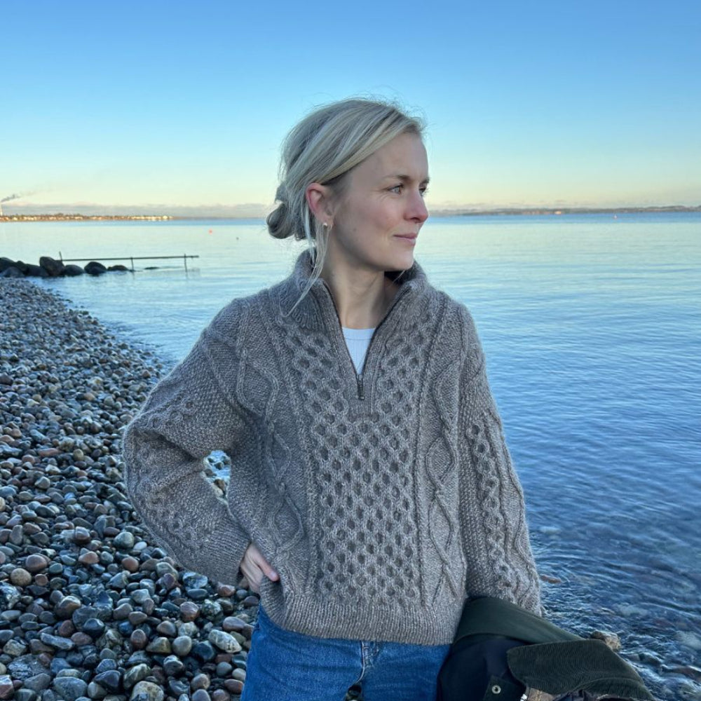 Dagmar Zipper Sweater PetiteKnit - Strikkekit