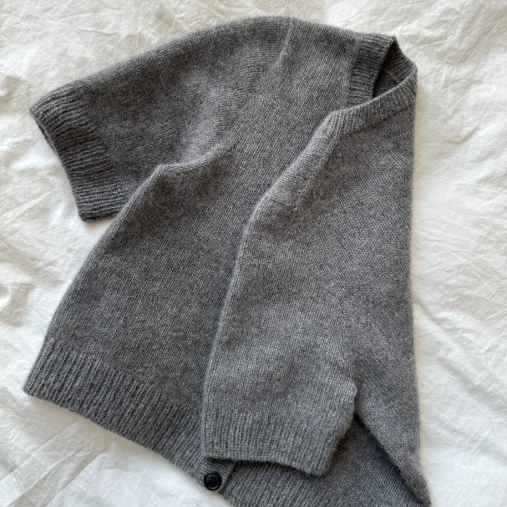 Maggie Cardigan PetiteKnit - Strikkekit Lammeuld