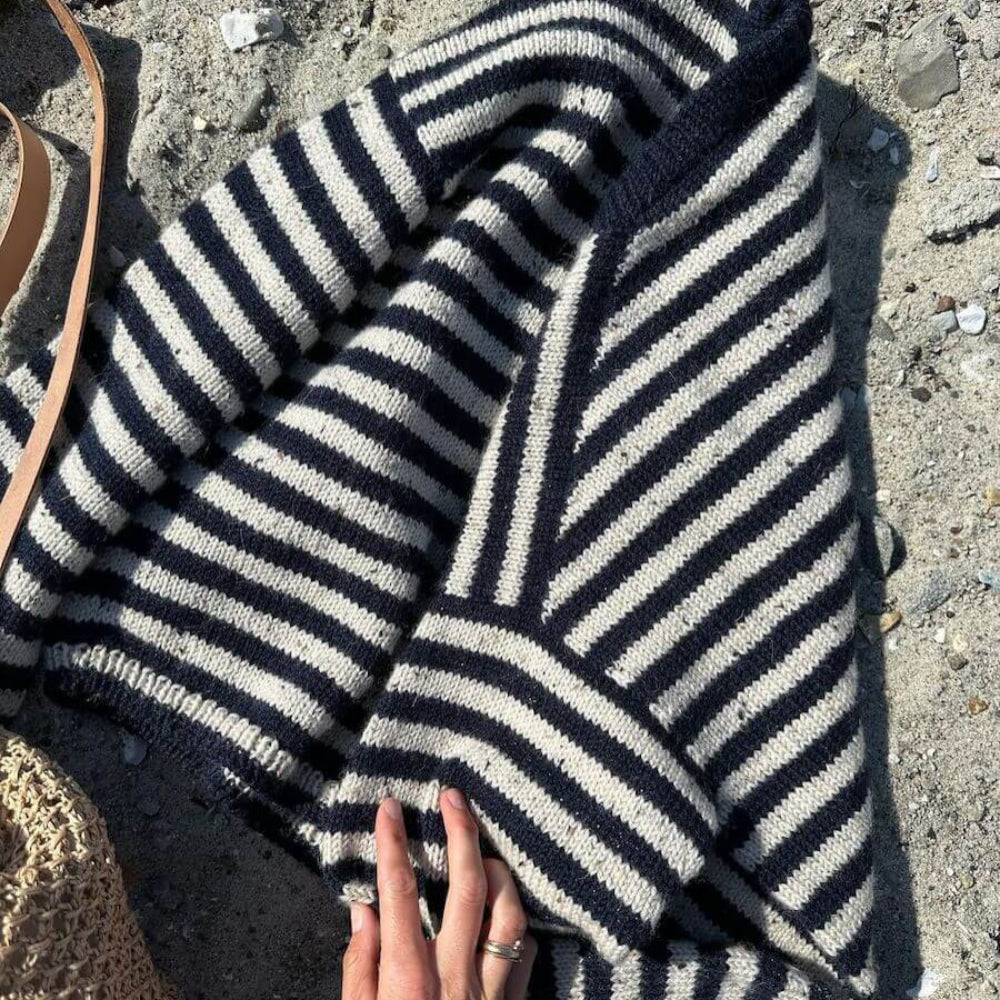 Olga Sweater PetiteKnit - Strikkekit Mohair