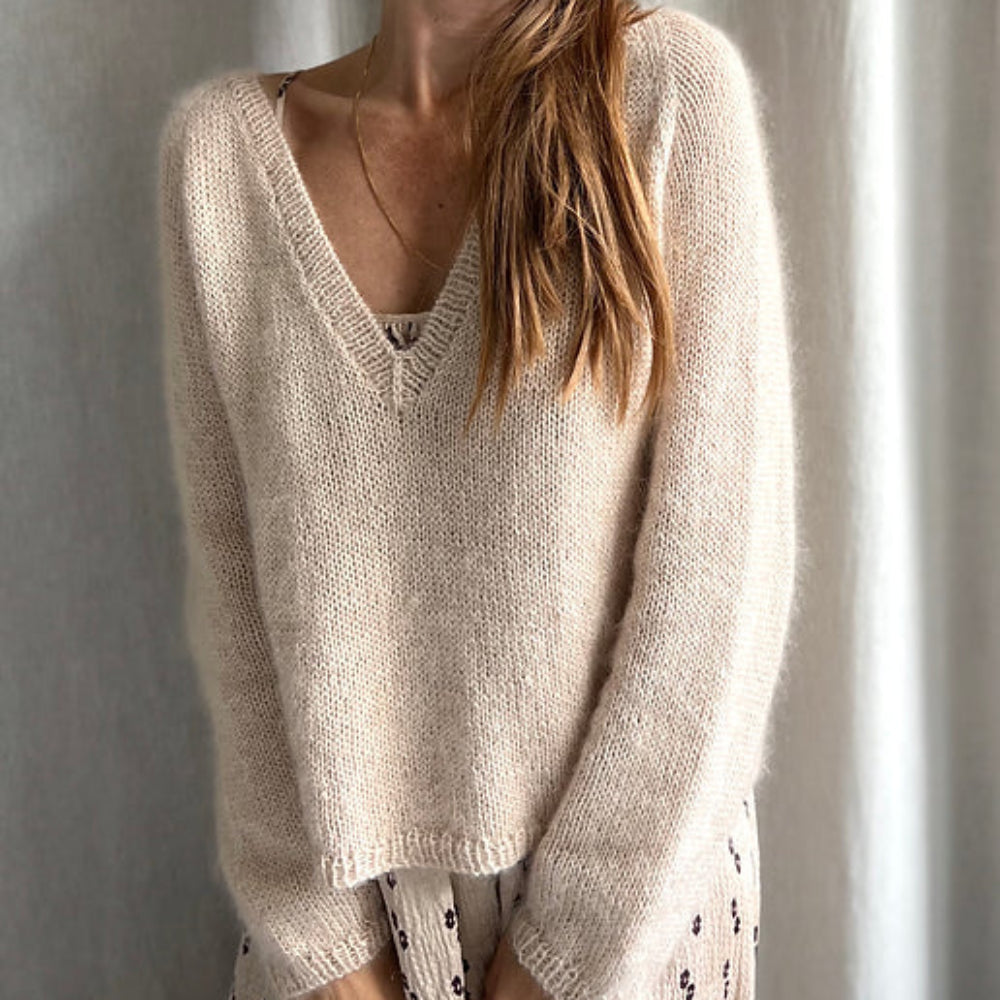 Capulus Sweater V-neck Refined Knitwear - Garnkit (uden opskrift)