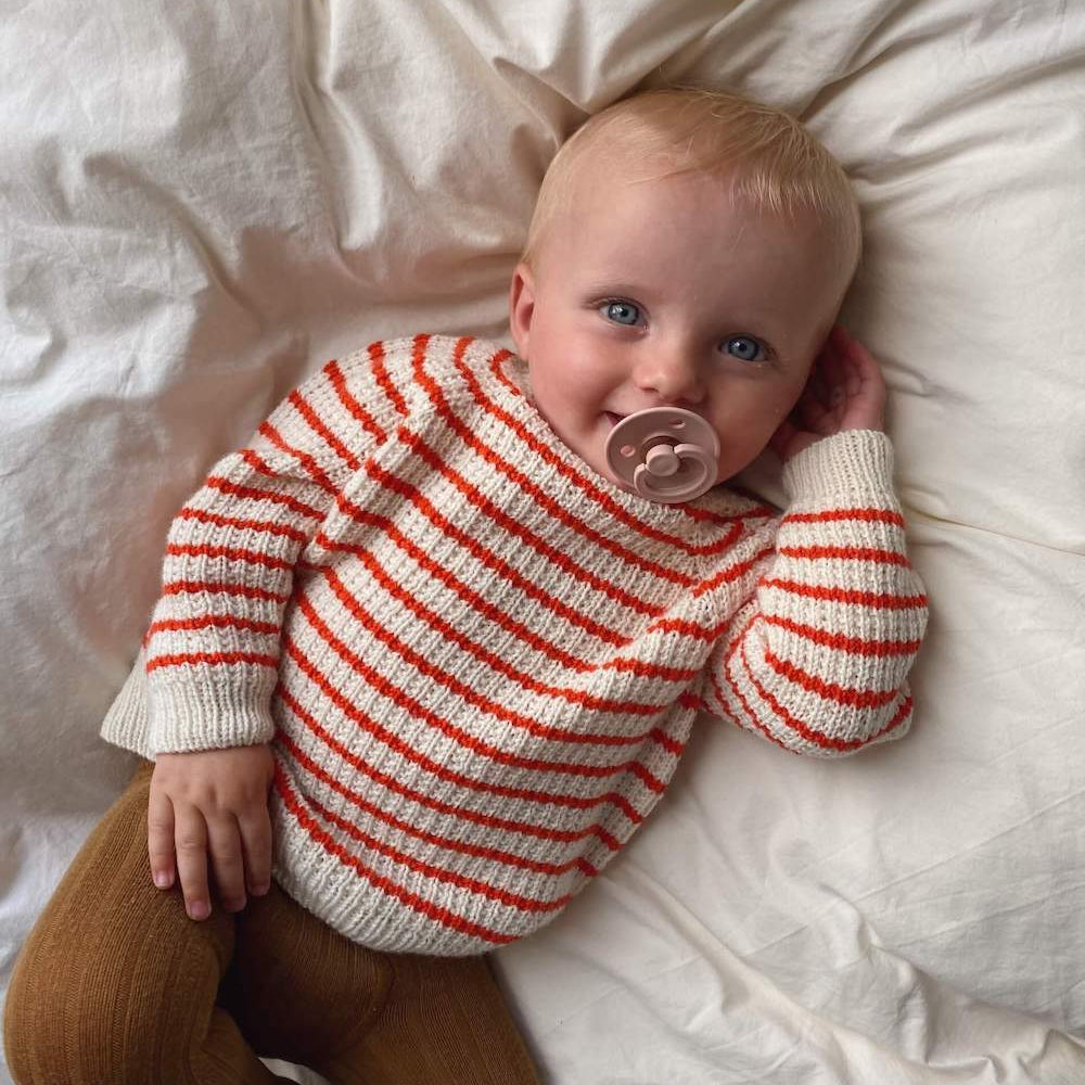 Friday Sweater Baby PetiteKnit - Strikkekit