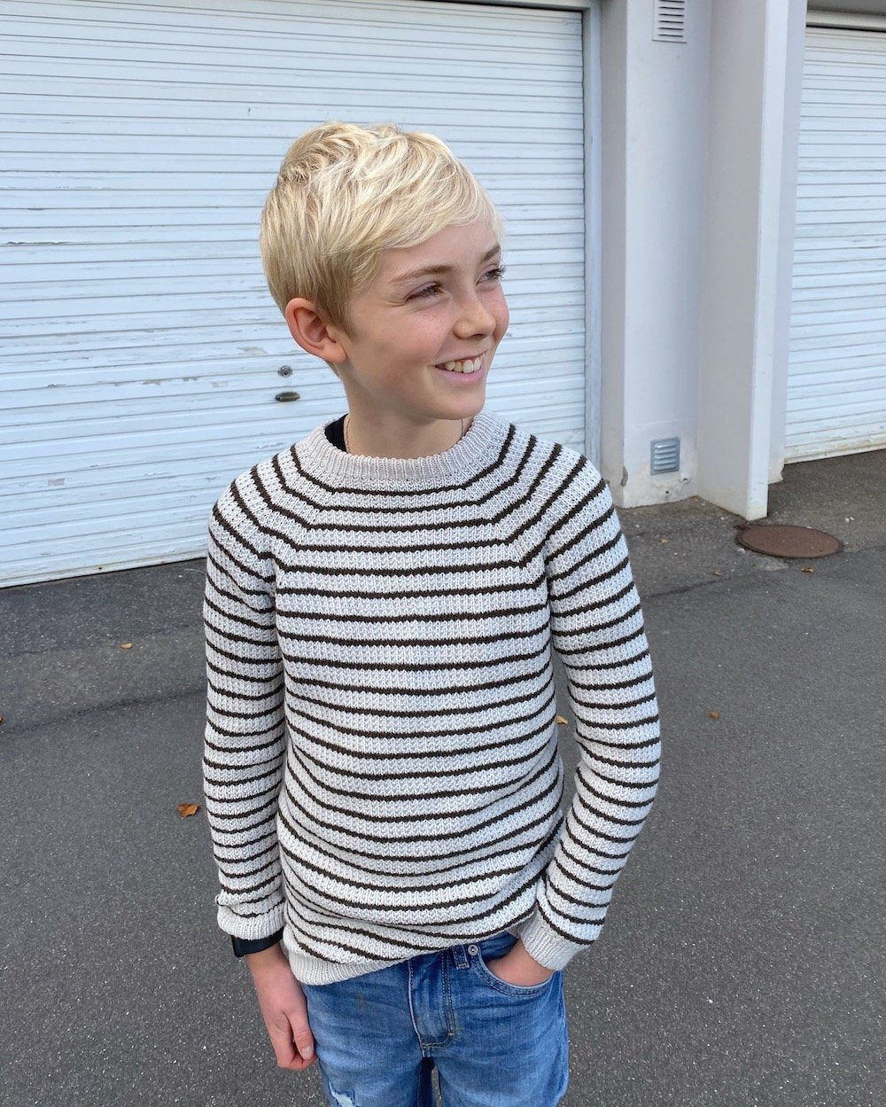 Friday Sweater Junior PetiteKnit - Strikkekit