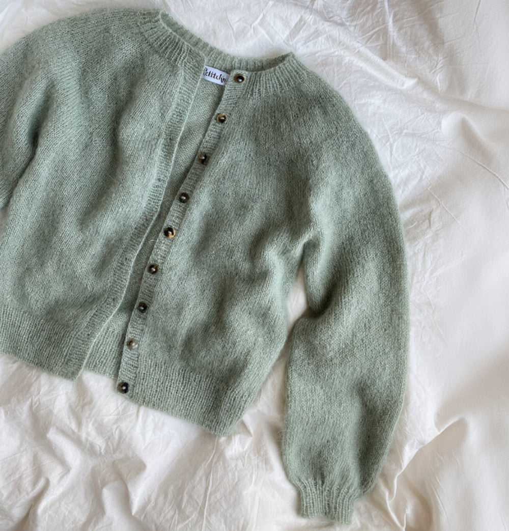 Novice Cardigan - Mohair Edition PetiteKnit - Strikkekit