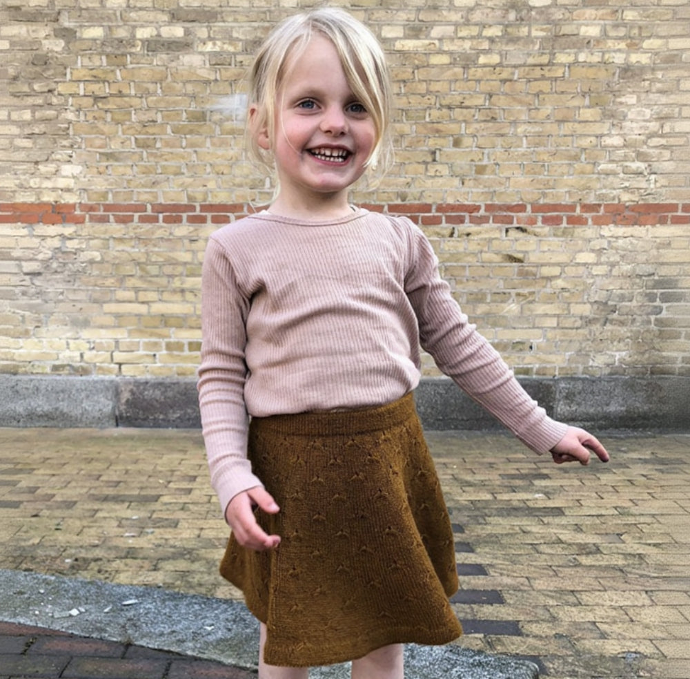 Mælkebøttenederdel PetiteKnit - Strikkekit