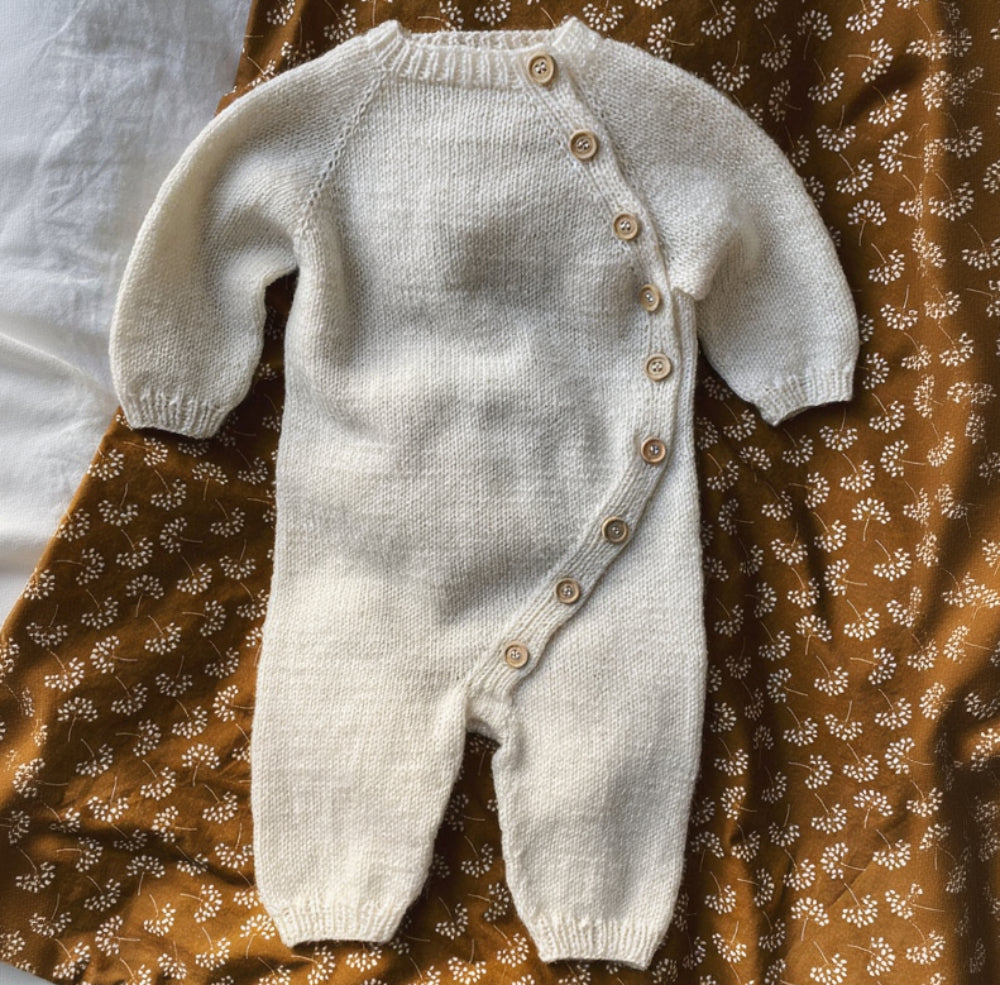 Monday Suit PetiteKnit - Strikkekit